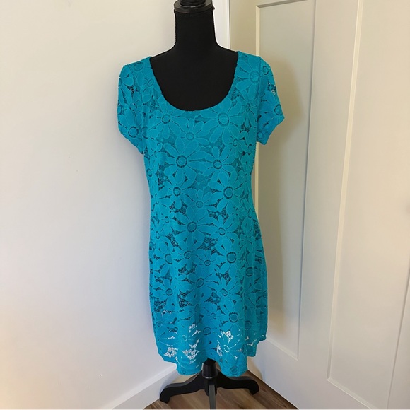 Tiana B. Dresses & Skirts - NWT Tiana B. Turquoise Floral Dress L